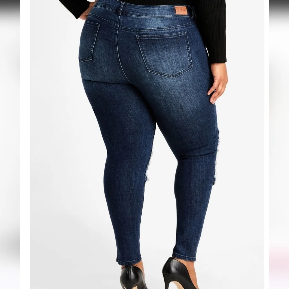 Ashley Stewart excellent size